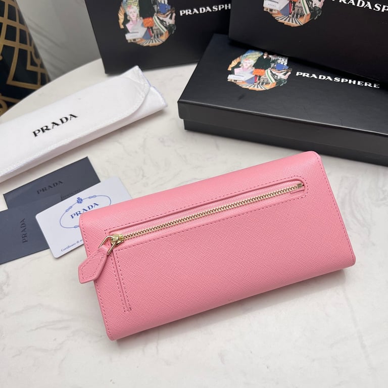 PR SAFFIANO LUX LEATHER FLAP CONTINENTAL LIGHT PINK WALLET 19CM