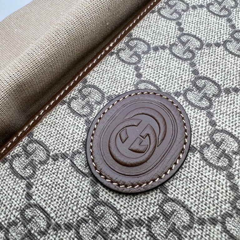 Gucci ZIP AROUND WALLET WITH INTERLOCKING 19CM BROWN E673003 92TCG 8563