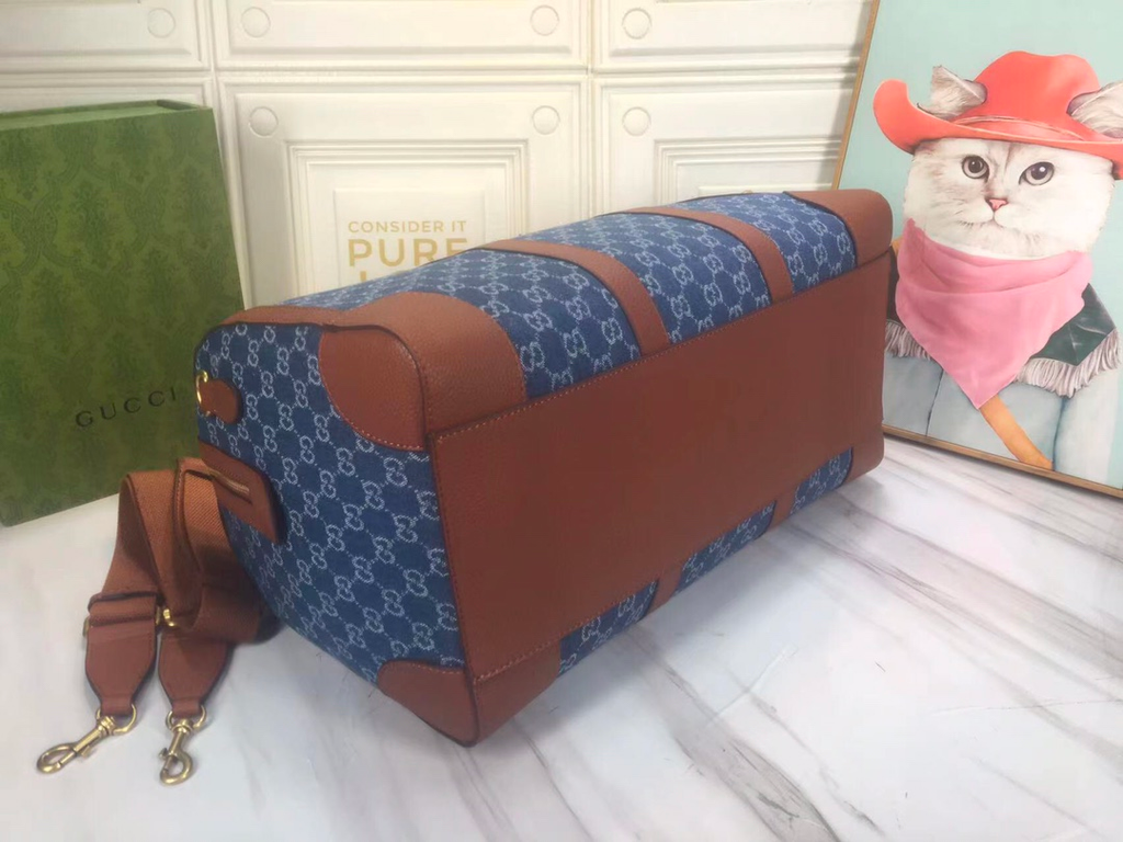 Elite Carryalls