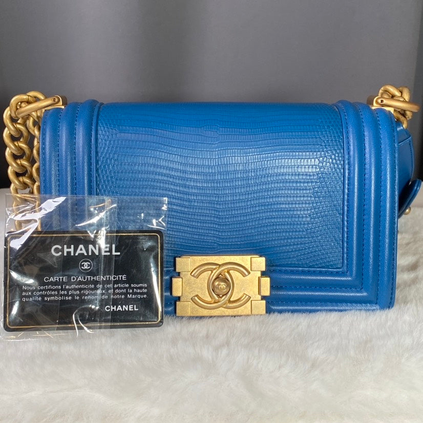 Chanel Boy Bag Blue Shoulder Bag ÃƒÂ¢Ã¢â€šÂ¬Ã¢â‚¬Å“ with Entrupy Verification