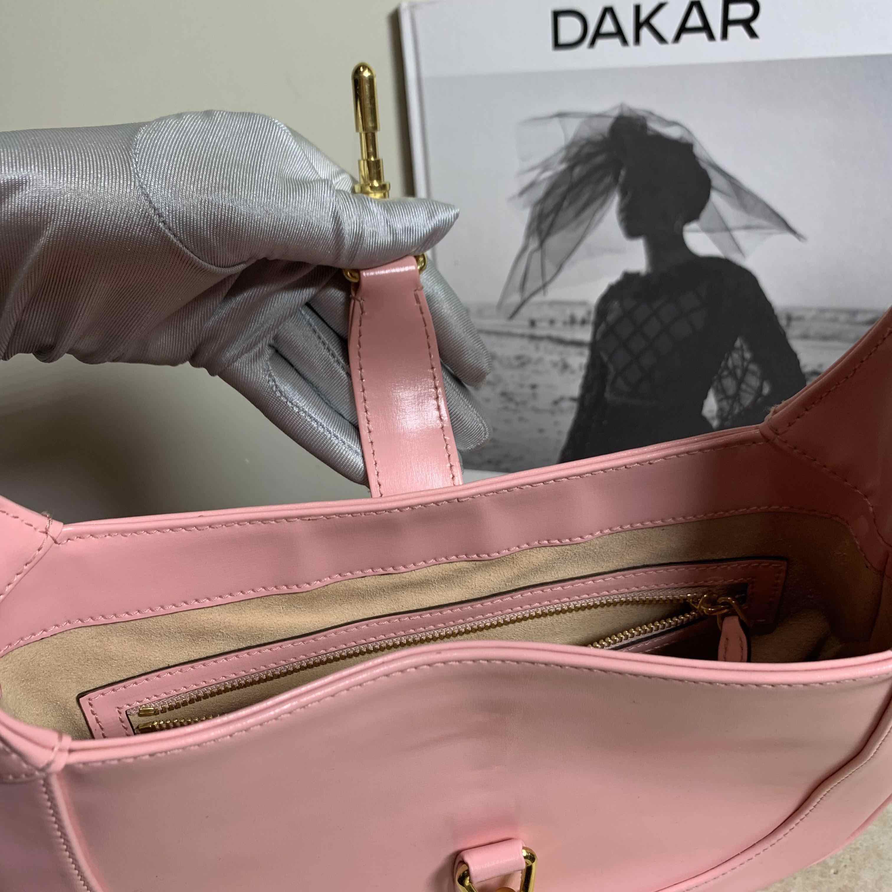Gucci Jackie 1961 Pink Leather Small Shoulder Bag