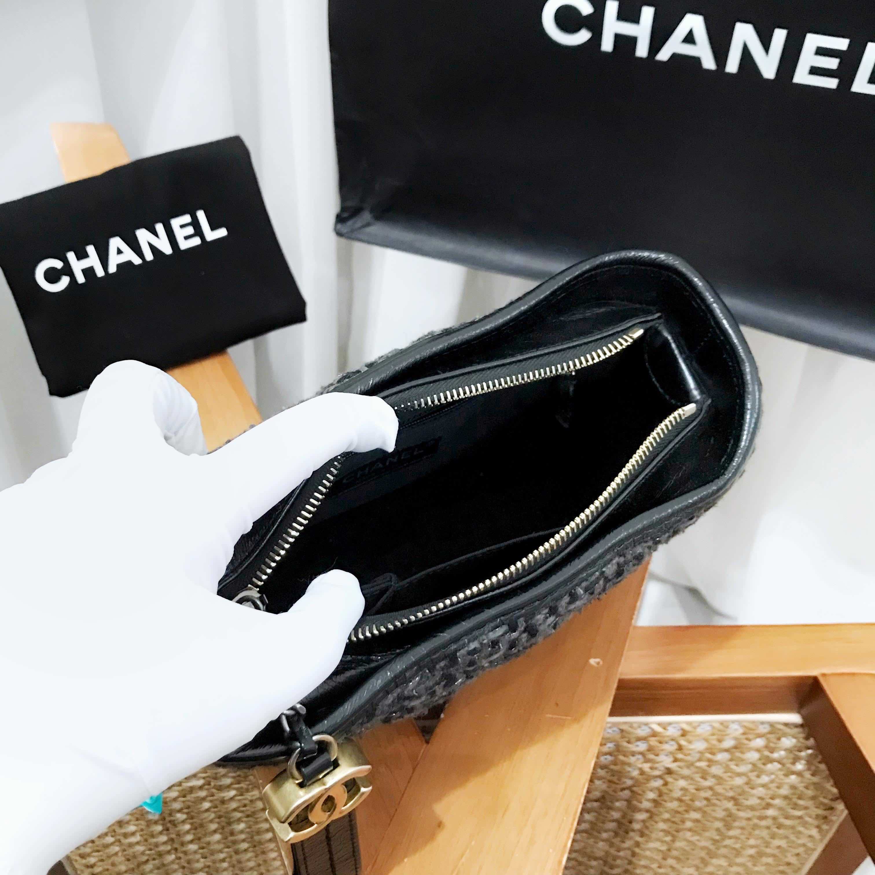 Chanel Wandering Black Tweed Leather Shoulder Bag Medium