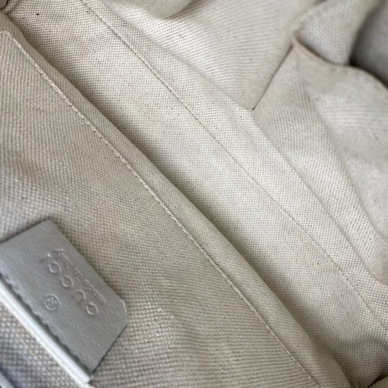 Gucci Emily Beige Canvas Chain Shoulder Bag Medium