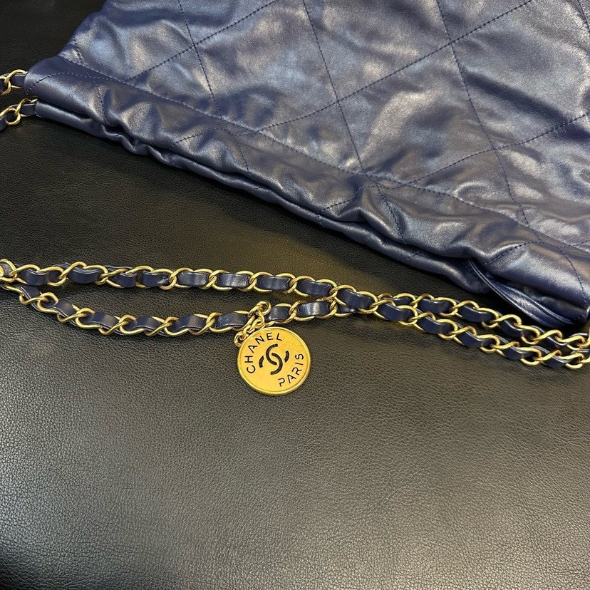 Chanel Navy Blue Gold Buckle 22 Bag Shoulder Bag