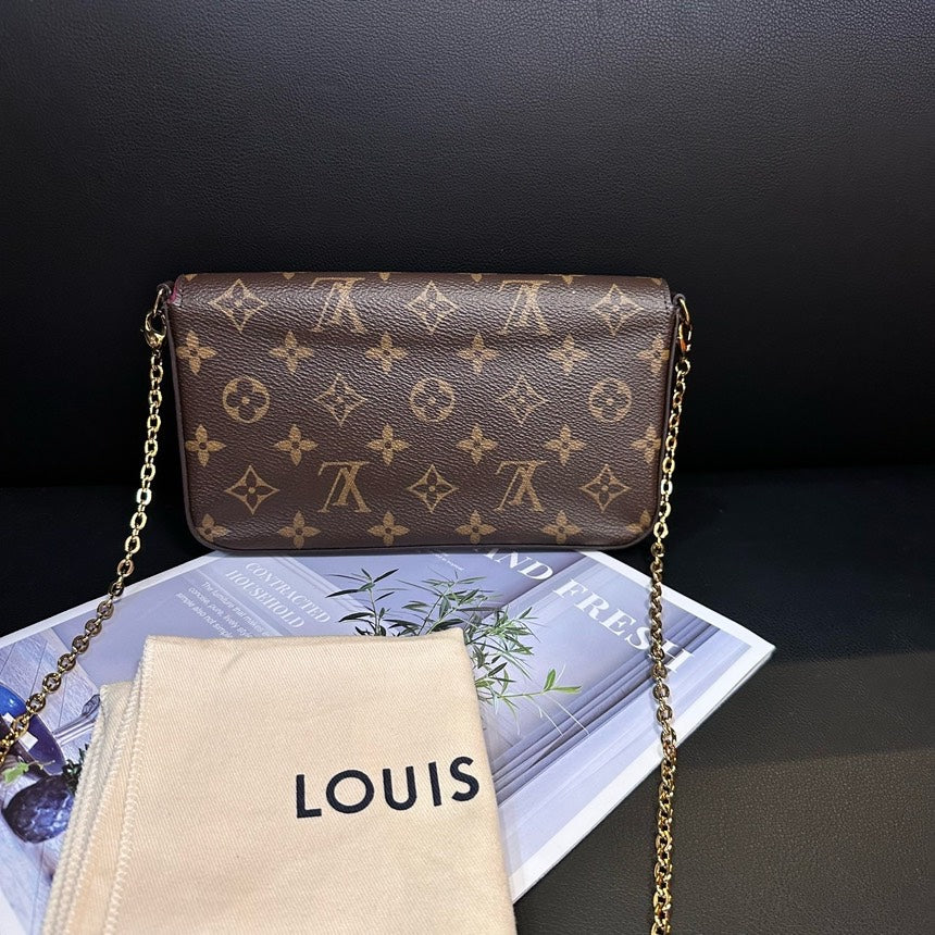 Louis Vuitton Monogram Three-In-One Crossbody Bag Brown MeDiorum