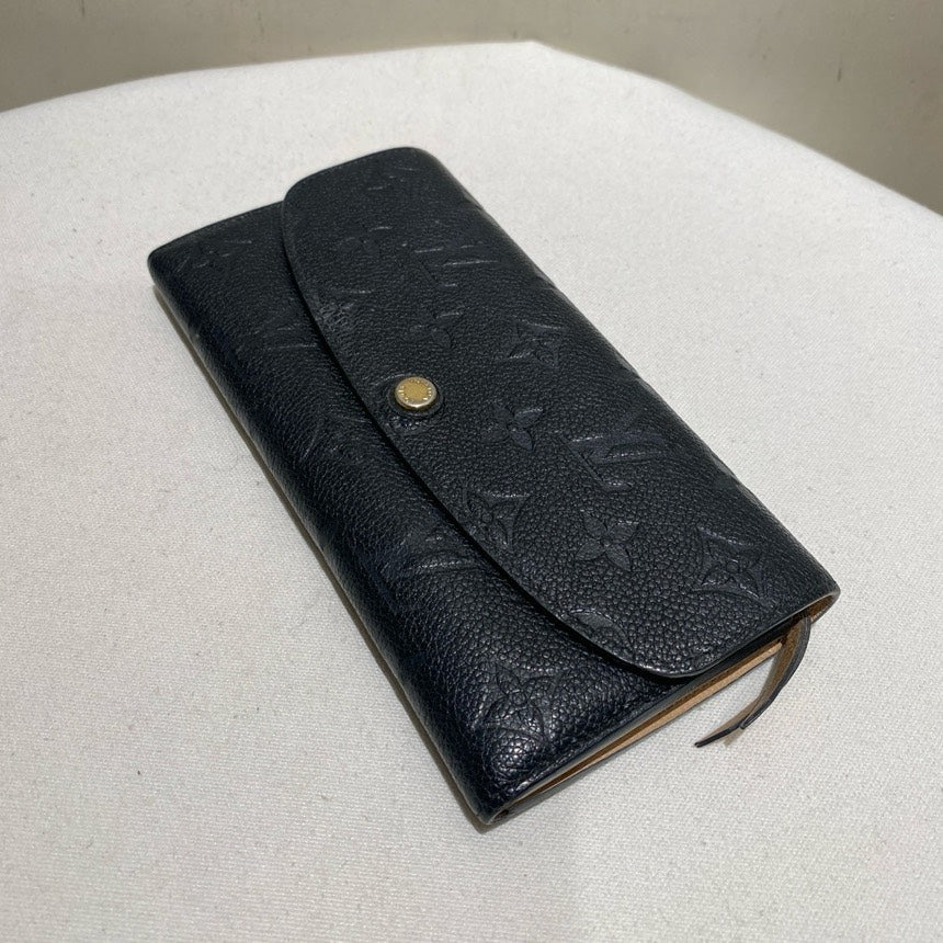 Louis Vuitton Black Monogram Leather Wallet Clutch
