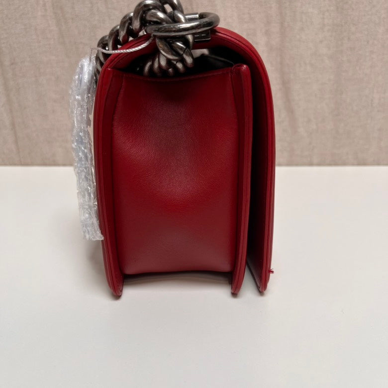 Chanel Le Boy Red Quilted Leather Shoulder Bag Medium