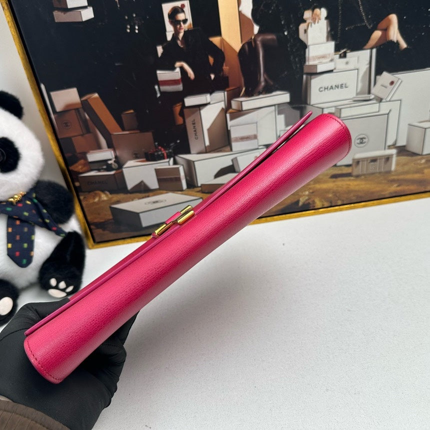 Saint Laurent Chyc Pink Clutch Bag
