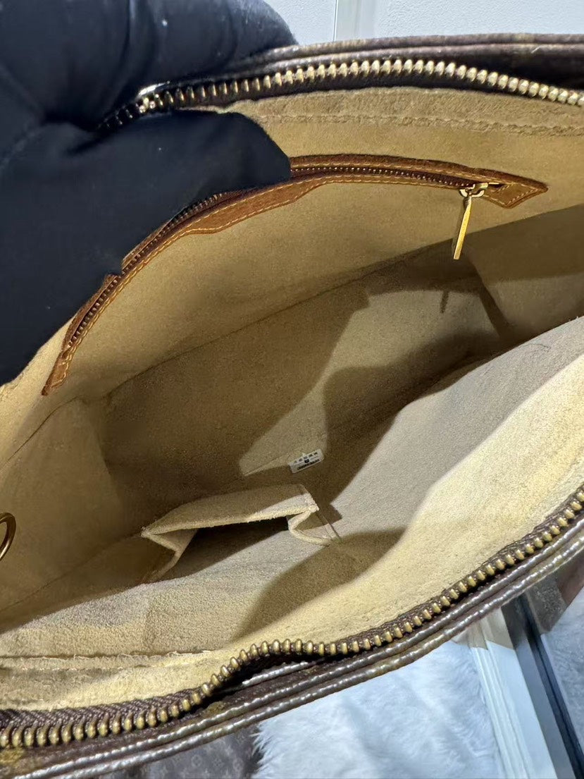 Louis Vuitton Looping Monogram Brown Canvas Shoulder Bag Medium