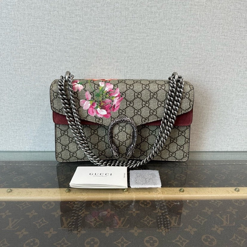 Gucci Dionysus GG Supreme Floral Shoulder Bag Beige