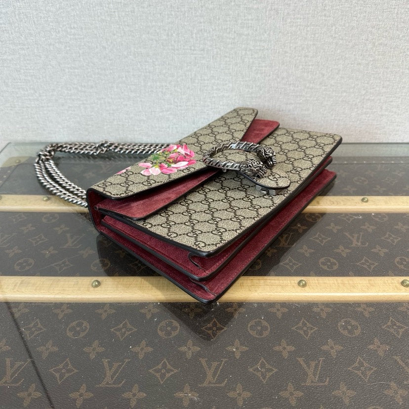 Gucci Dionysus GG Supreme Floral Shoulder Bag Beige