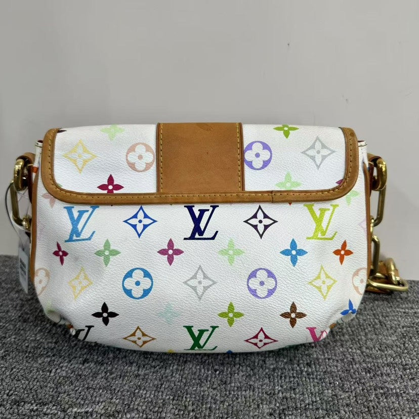Louis Vuitton Multicolor White Pochette Shoulder Bag