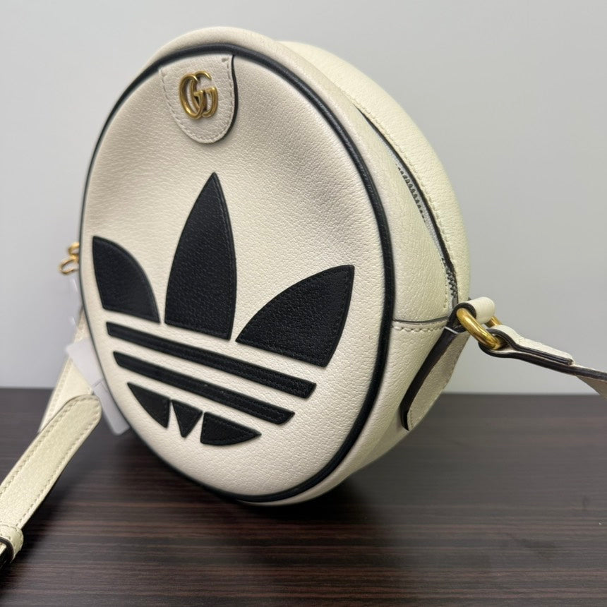 Gucci x ADiordas Circle Leather Crossbody White