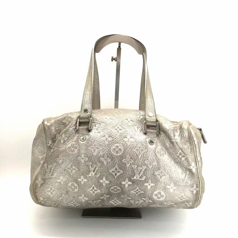 Louis Vuitton Galliera SiLouis Vuittoner Shoulder Bag