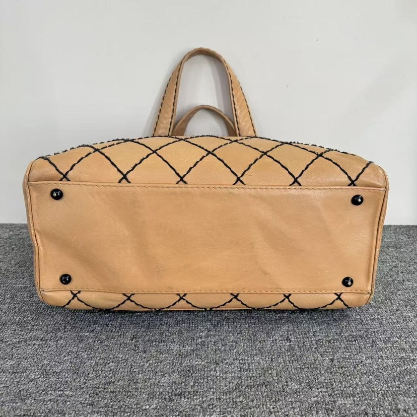 Chanel Diamond Quilted Beige Leather Shoulder Tote Bag