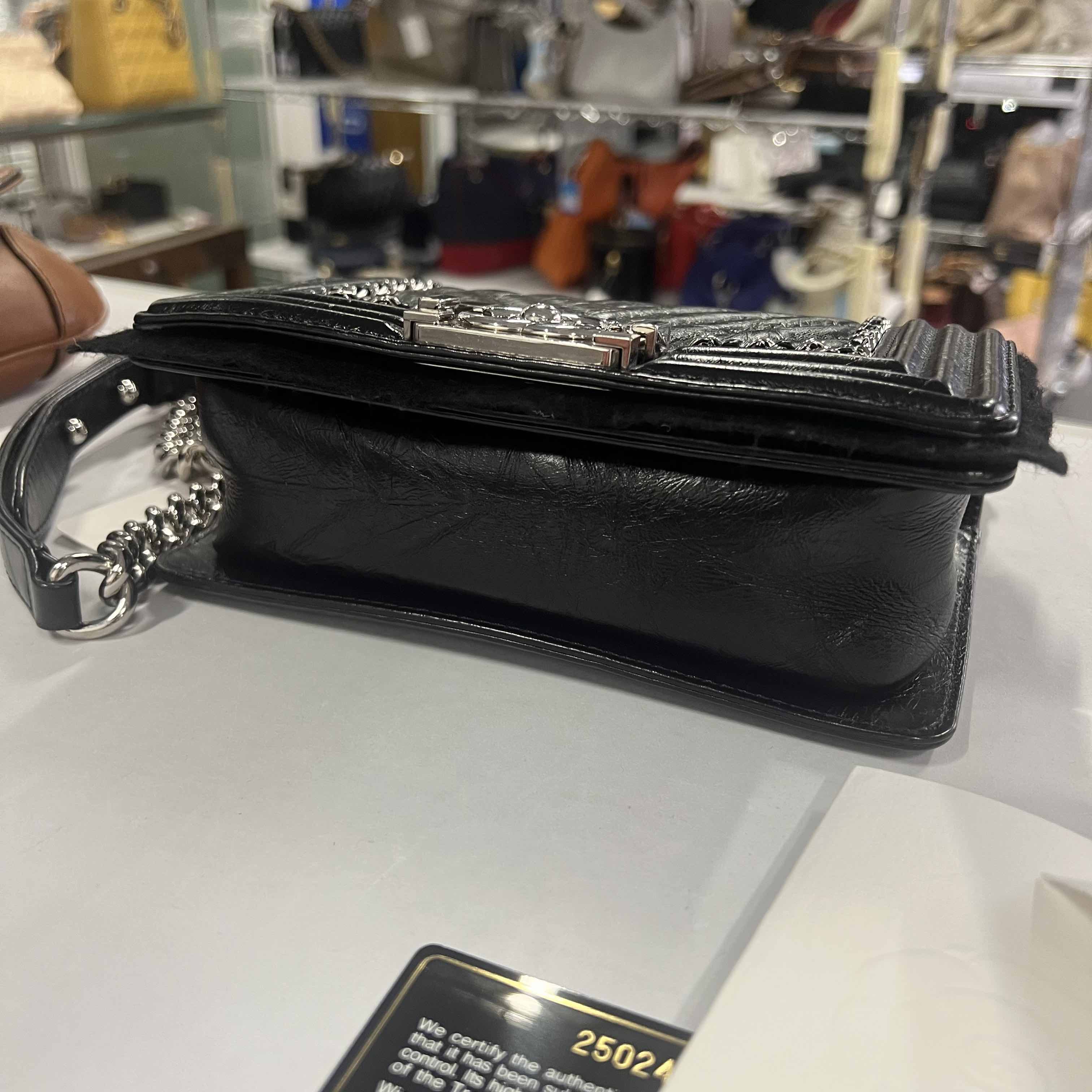 Chanel Le Boy Black Leather Shoulder Bag with SiLouis Vuittoner Hardware