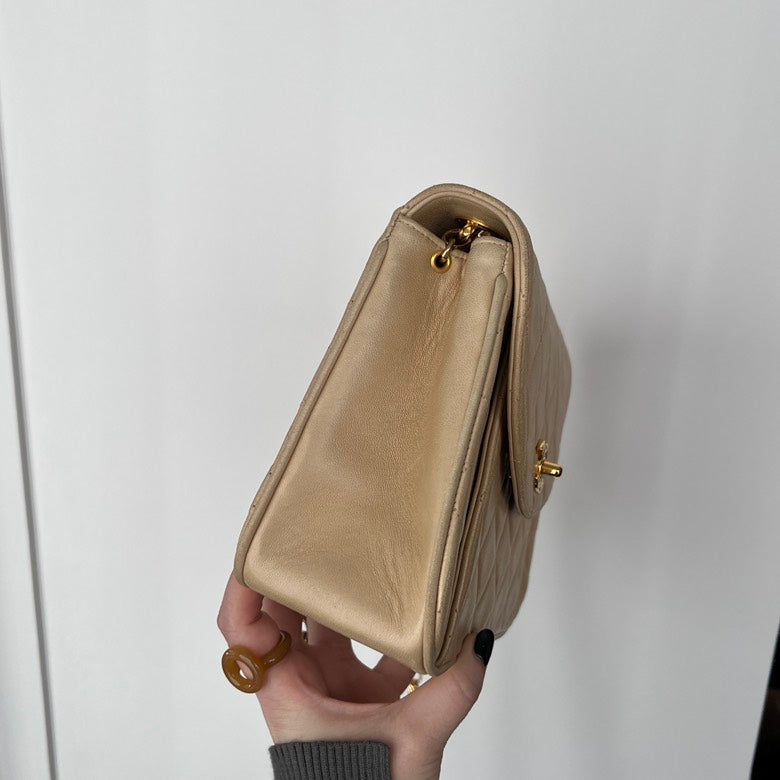 Chanel Leather Chain Shoulder Bag Beige - AF606