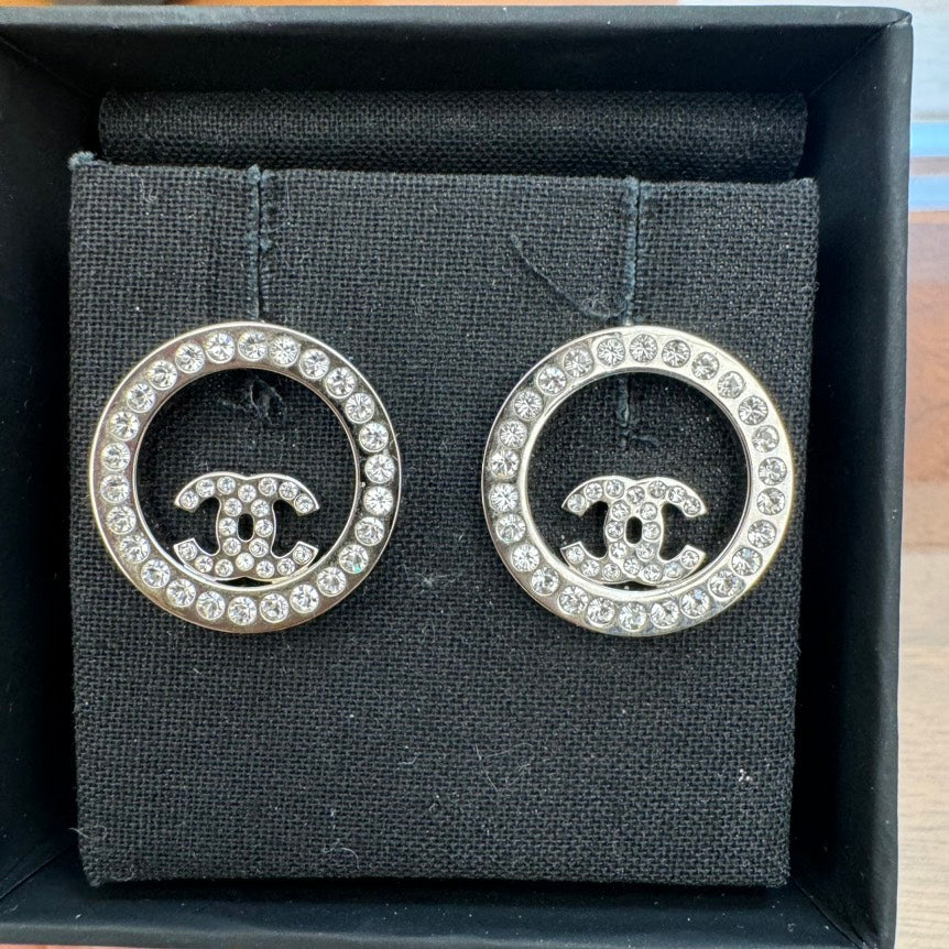 Chanel Classic SiLouis Vuittoner Crystal Earrings