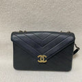Chanel Black Chevron Leather Shoulder Bag 5022605