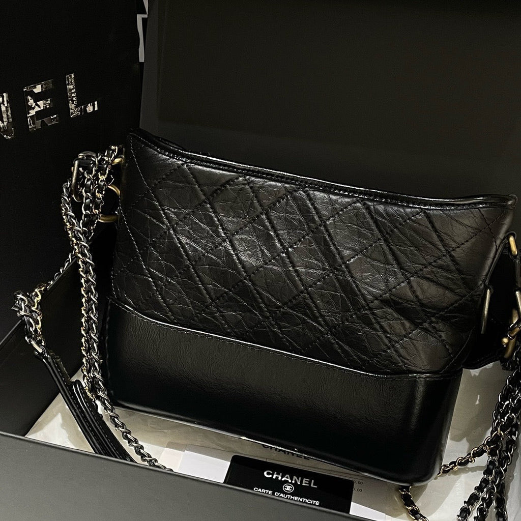 Chanel Gabrielle Bag New Medium Black Shoulder Bag 99% New (2019) #13616
