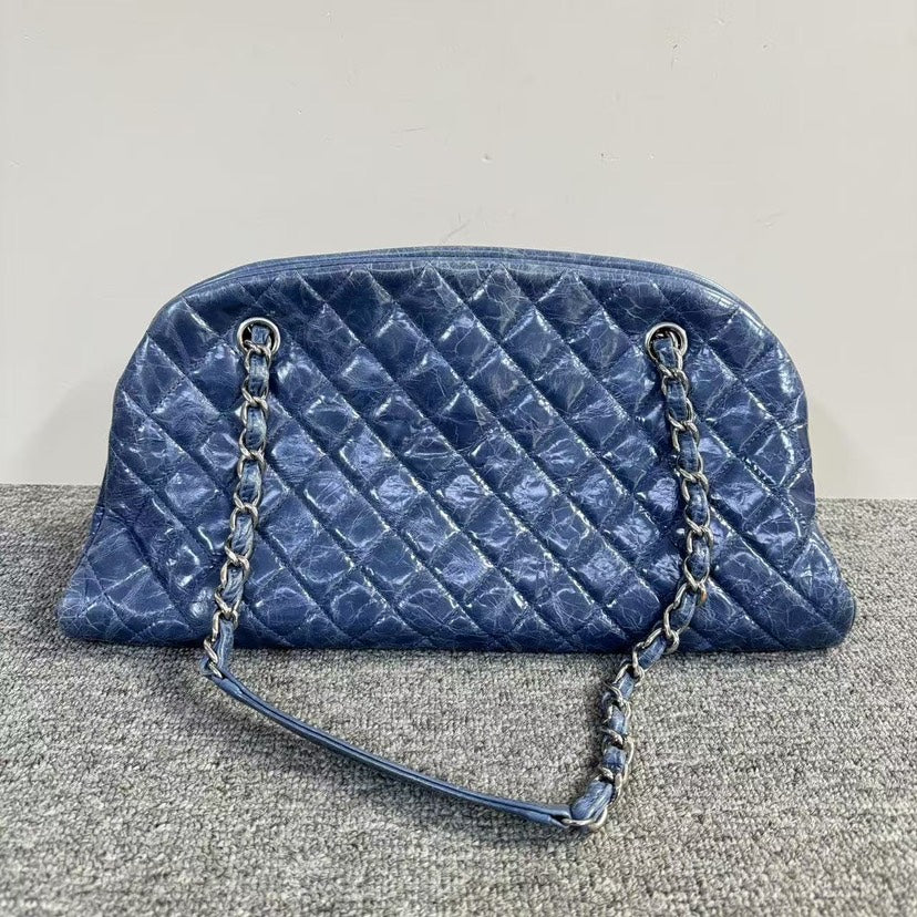 Chanel Quilted Blue Shoulder Bag SJZ2-16