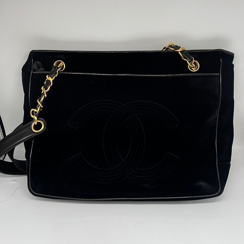 Chanel VeLouis Vuittonet & Leather Chain Shoulder Bag in Black