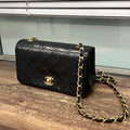 Chanel Leather Chain Shoulder Bag Z1587 Black Quilted Shoulder Bag