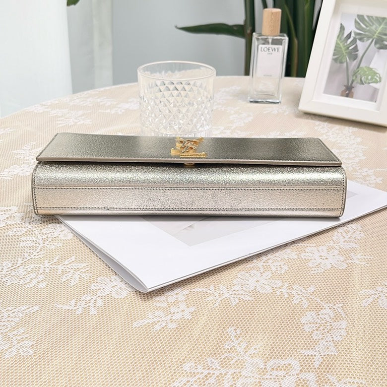 Pre-loved YSL SiLouis Vuittoner Metallic Leather Clutch Bag
