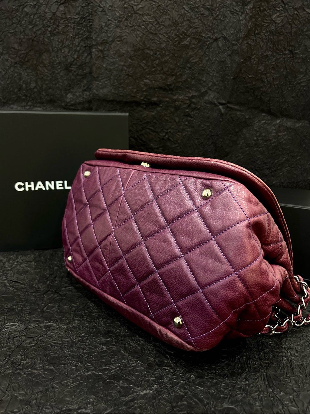 Chanel Berry Red Caviar Skin CC Logo Shoulder Bag