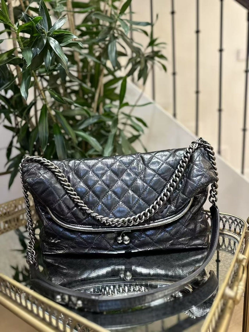 Chanel Flap Bag Black Leather Shoulder Bag