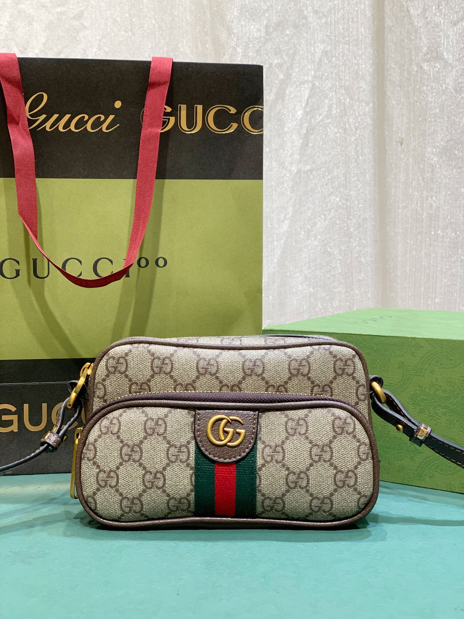 Elite Carryalls