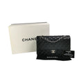 Chanel Classic Double Flap Medium Black Caviar SiLouis Vuittoner