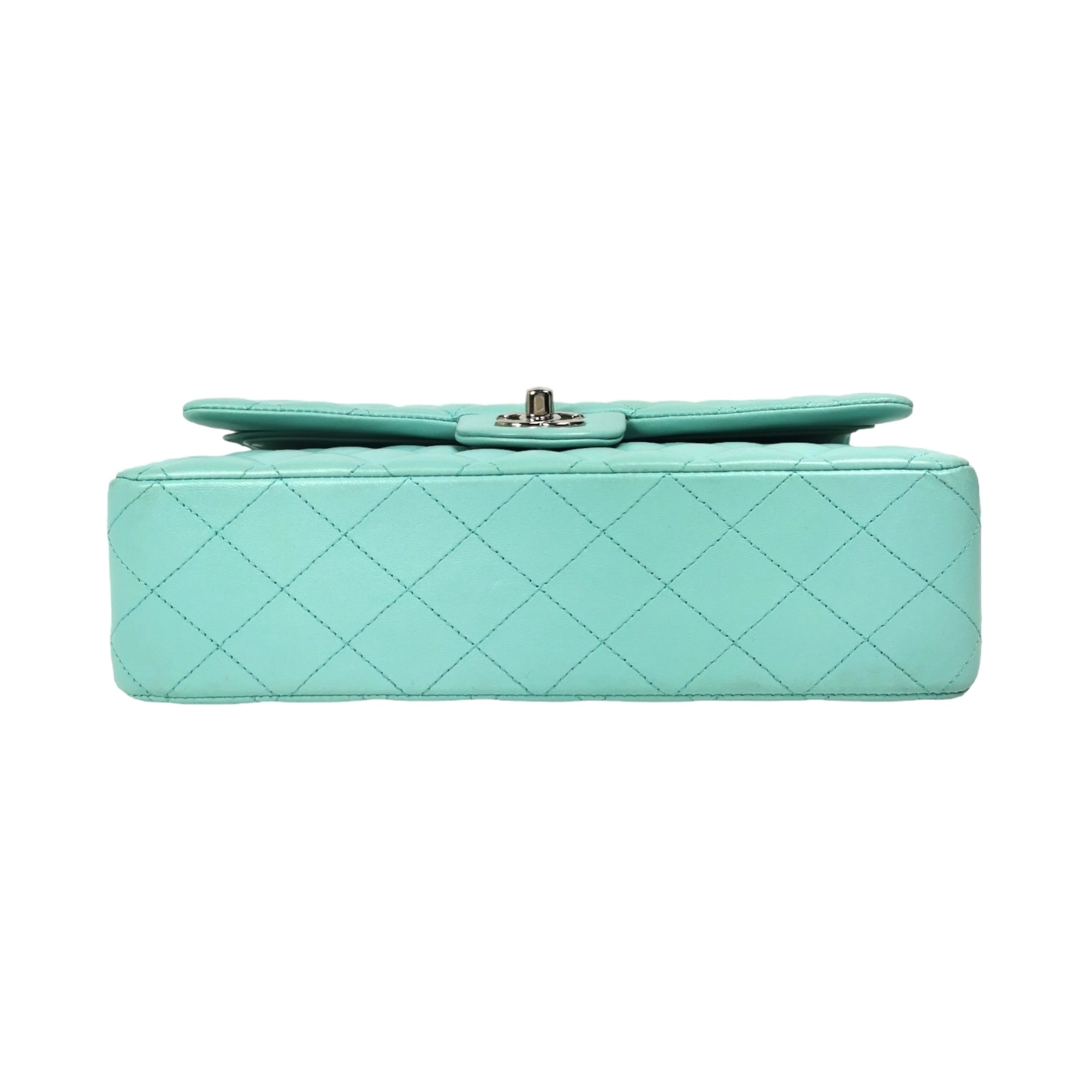 Chanel Classic Double Flap Medium Tiffany Blue Lambskin SiLouis Vuittoner