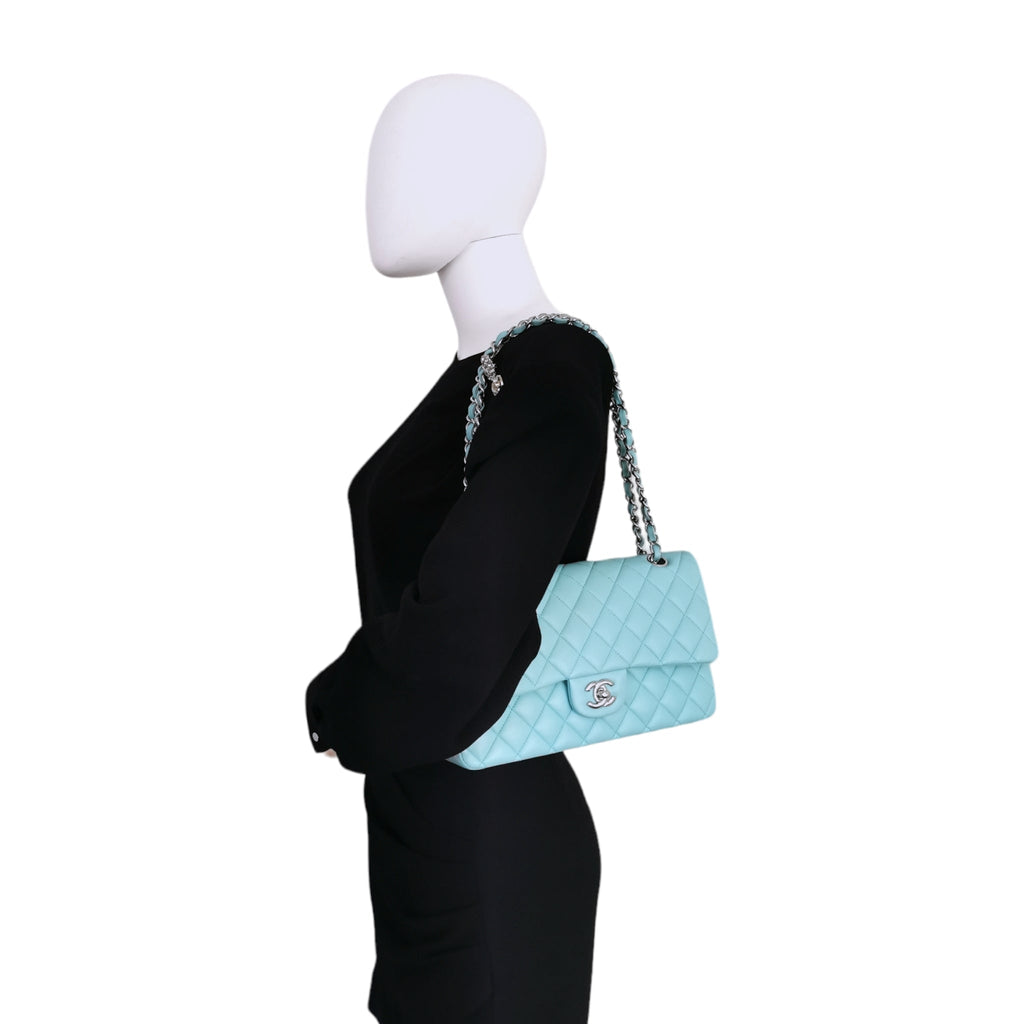 Chanel Classic Double Flap Medium Tiffany Blue Lambskin SiLouis Vuittoner
