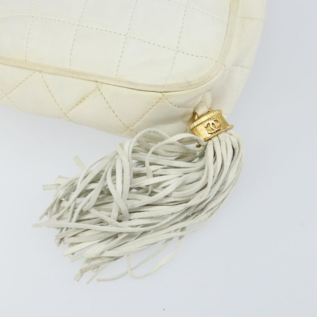 Chanel Vintage Diamond Tassel Crossbody Quilted Lambskin White Leather Clutche & Pouche Bag