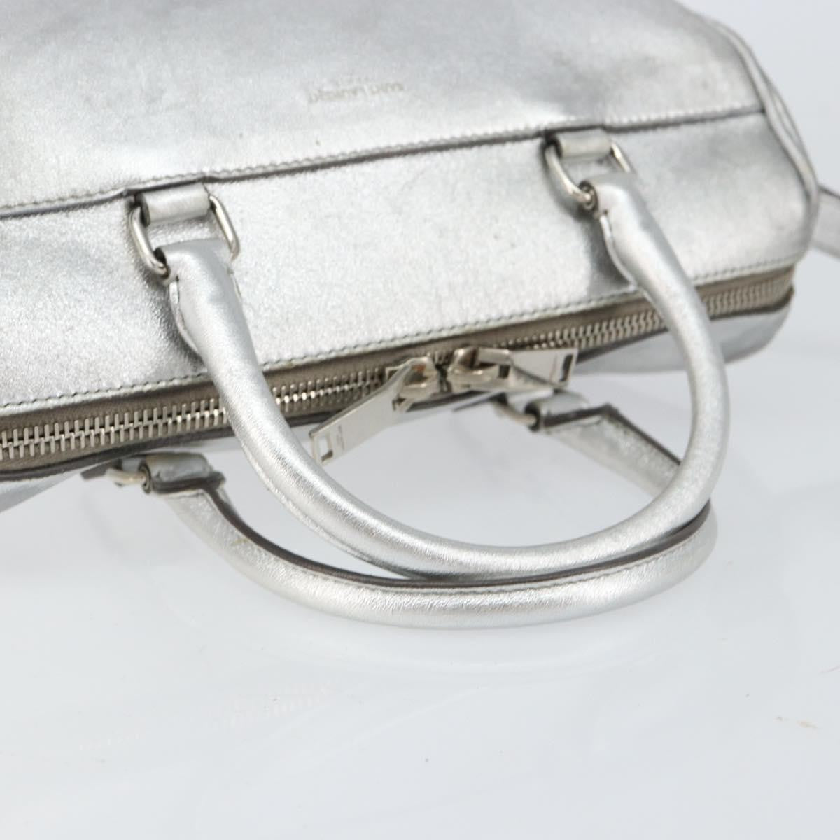 Saint Laurent Classic Duffle Bag Leather Silver Leather Handbag (Pre-Owned)