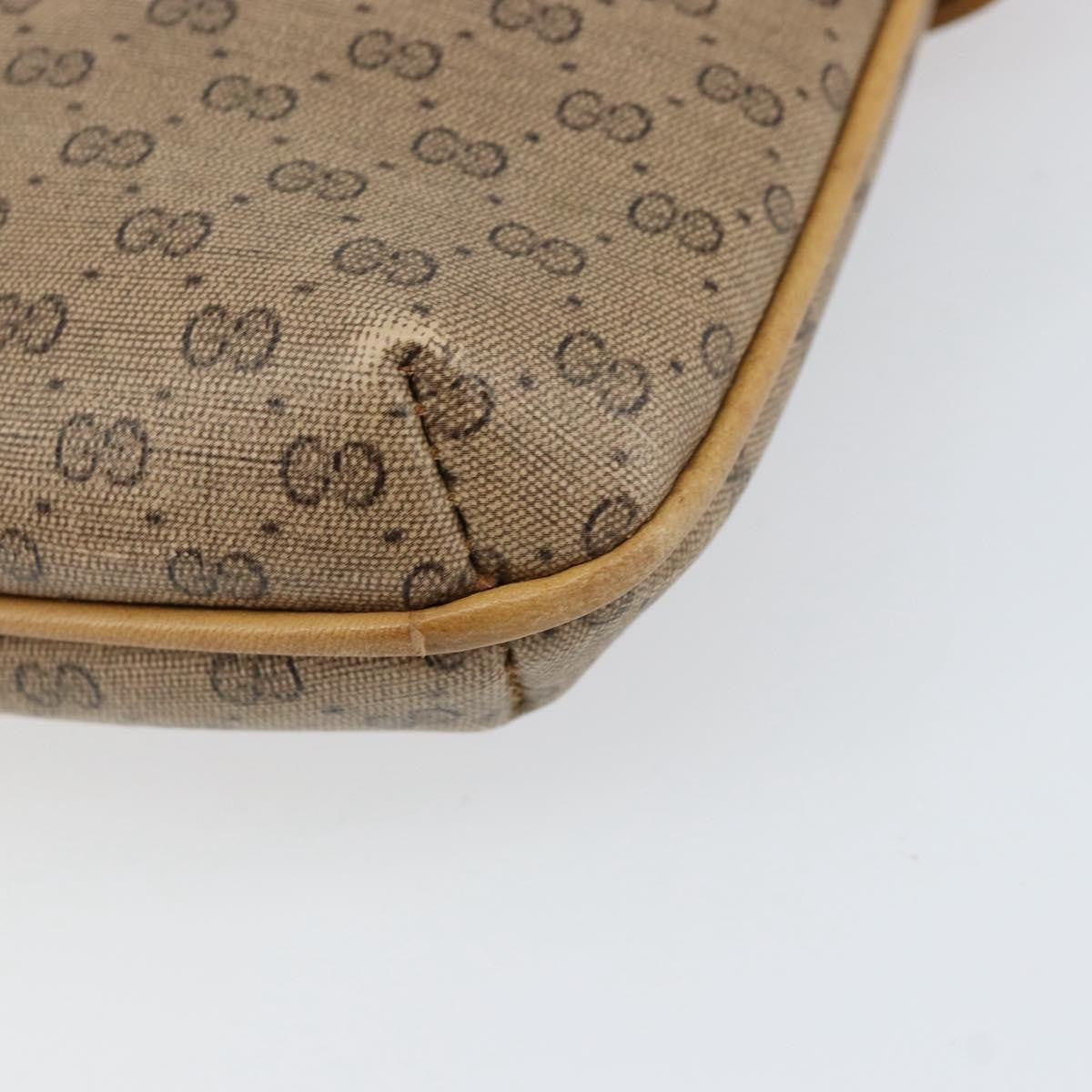 Gucci Micro Gg Supreme Shoulder Bag Gg Canvas Beige Pvc Shoulder Bag Bag (Pre-Owned)