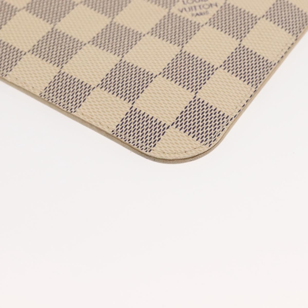 Louis Vuitton Neverfull Pochette Damier White Canvas Clutche & Pouche Bag