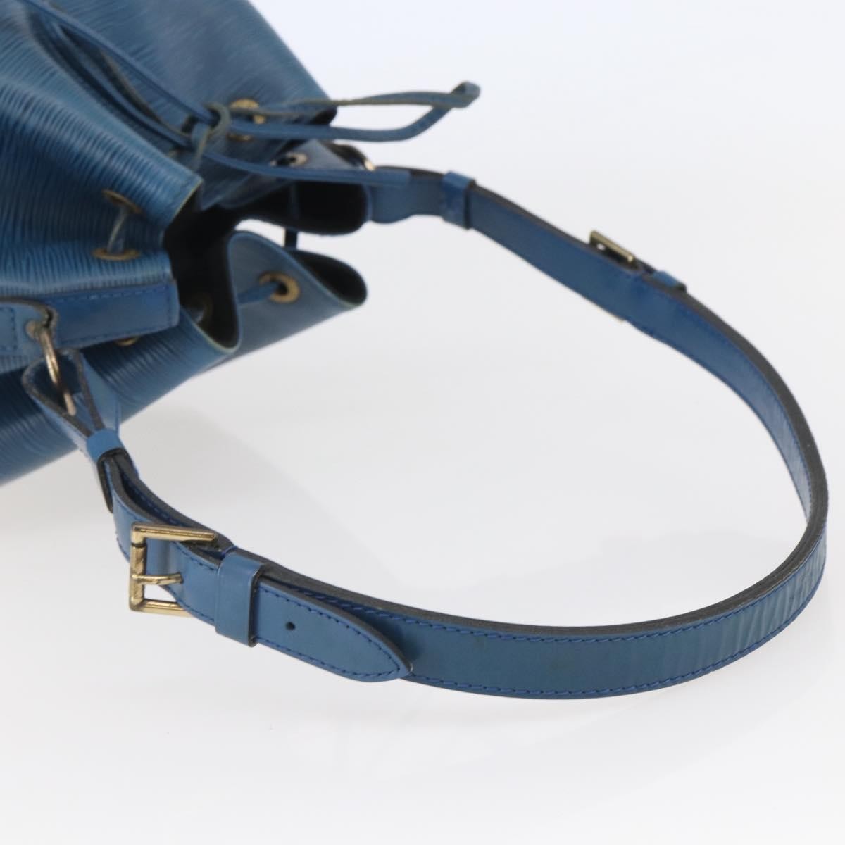 Louis Vuitton Noe Handbag Epi Leather Blue Leather Shoulder Bag