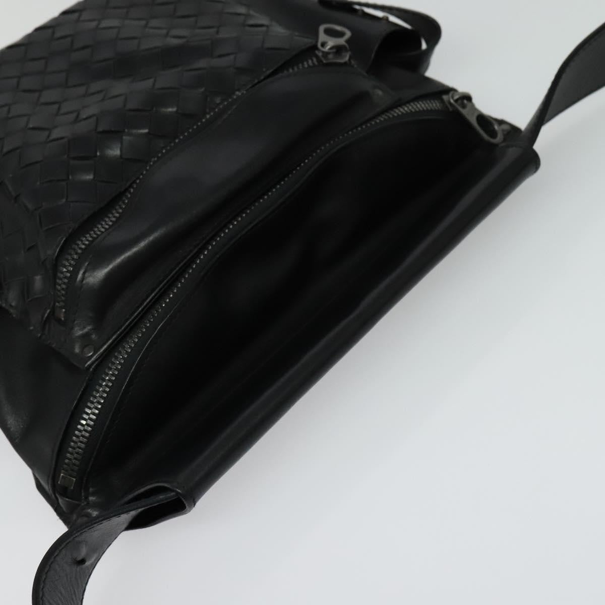Bottega Veneta Utility Waist Bag Leather With Intrecciato Black Leather Shoulder Bag Bag