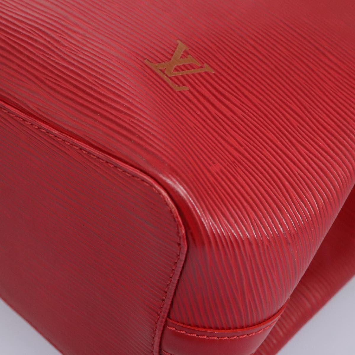 Louis Vuitton Mandara Handbag Epi Leather Red Leather Shoulder Bag