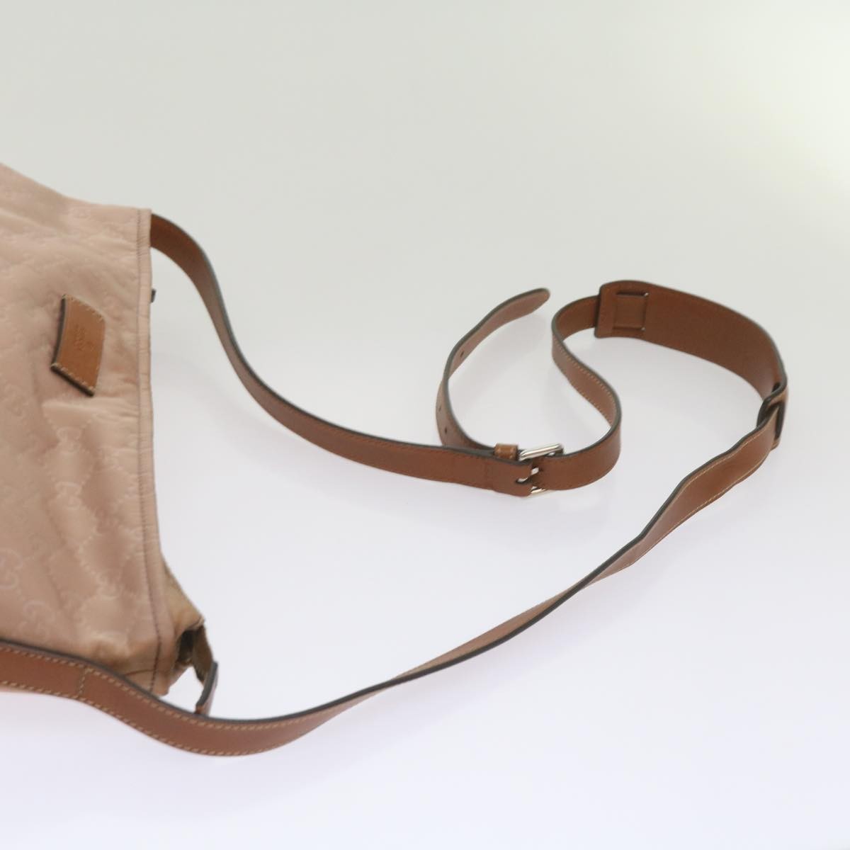 Gucci Gg Canvas Bag Canvas Pink Canvas Shoulder Bag Bag (Pre-Owned)