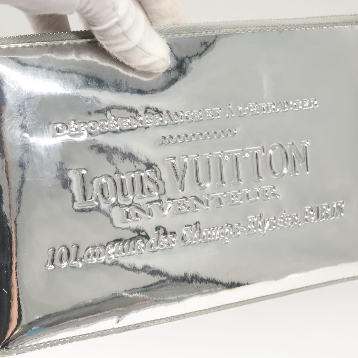 Louis Vuitton Pochette Plate Monogram Mirror Silver Patent_Leather Clutche & Pouche Bag
