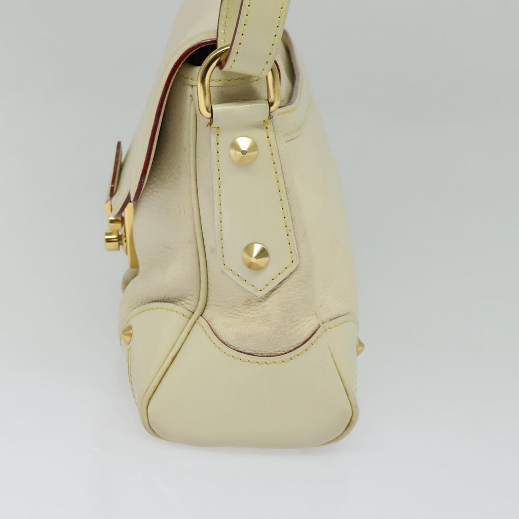 Louis Vuitton Suhali L'essentiel Handbag Leather White Leather Shoulder Bag