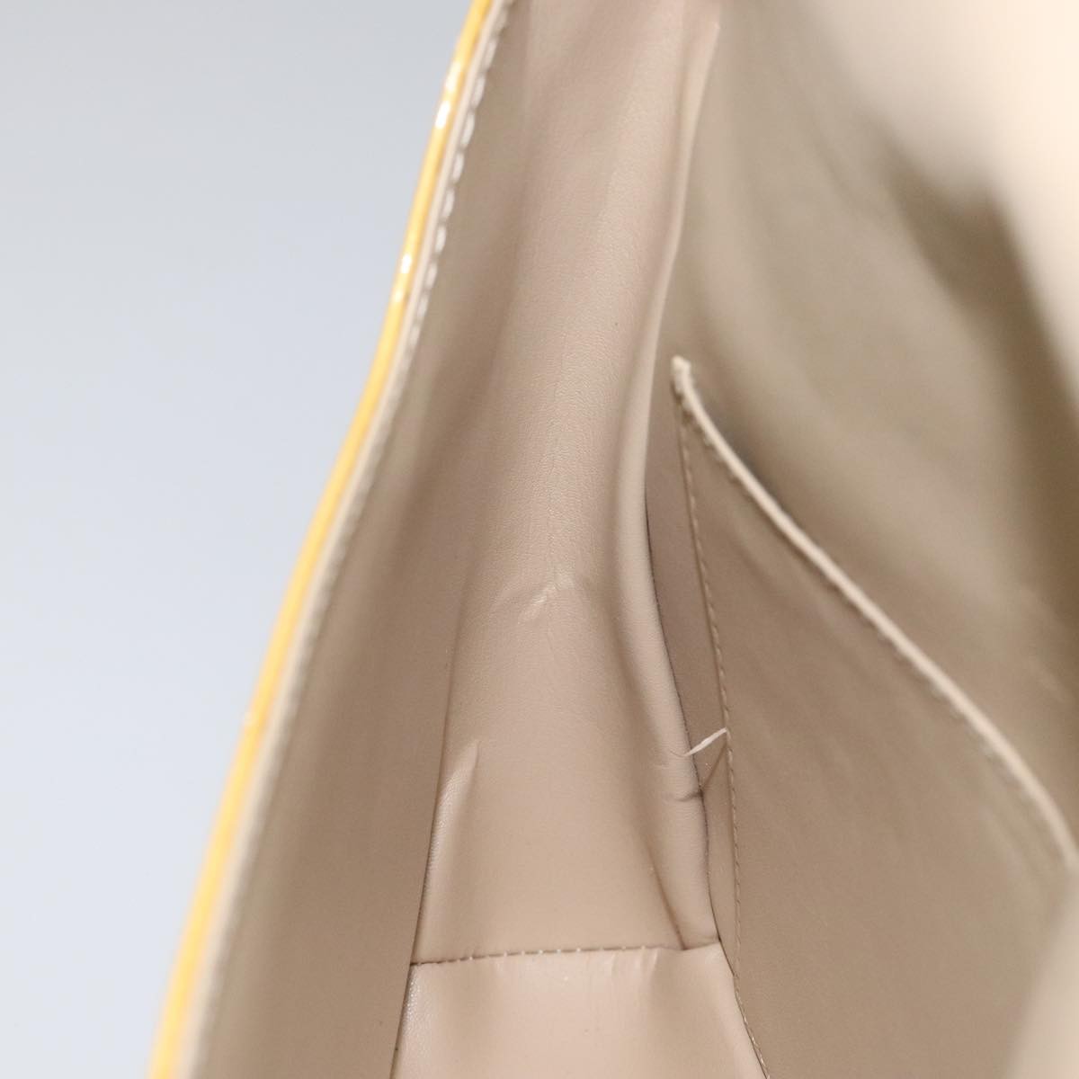 Louis Vuitton Thompson Street Handbag Monogram Vernis Beige Patent_Leather Bag