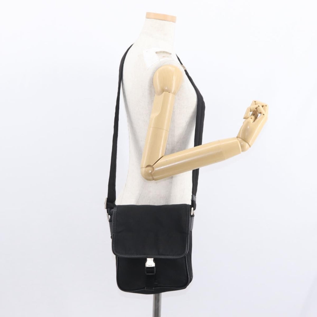 Prada Logo Flap Messenger Bag Tessuto Black Nylon Shoulder Bag Bag