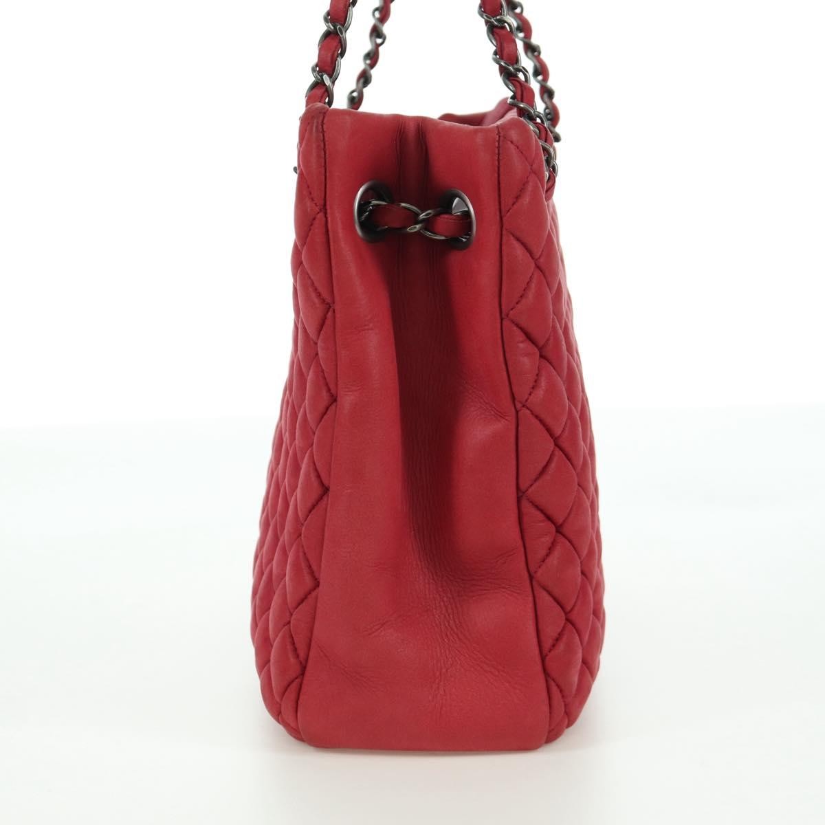 Chanel New Bubble Tote Quilted Calfskin Red Leather Tote Bag Bag
