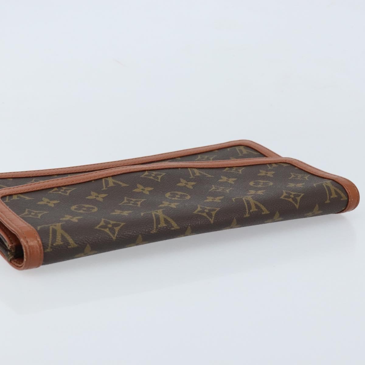 Louis Vuitton Dame Pochette Monogram Canvas Brown Canvas Clutche & Pouche Bag