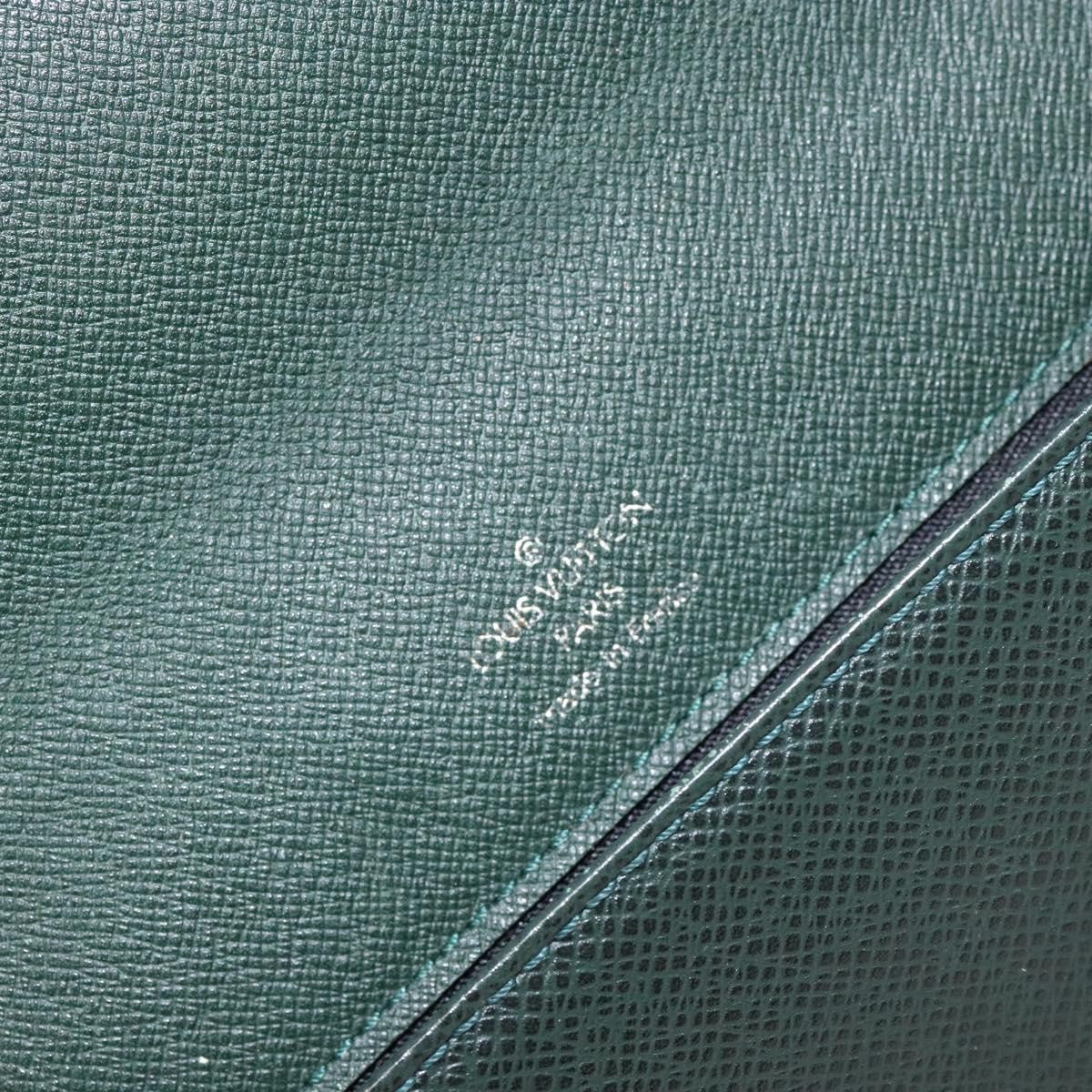 Louis Vuitton Kourad Pouch Taiga Green Leather Clutche & Pouche Bag