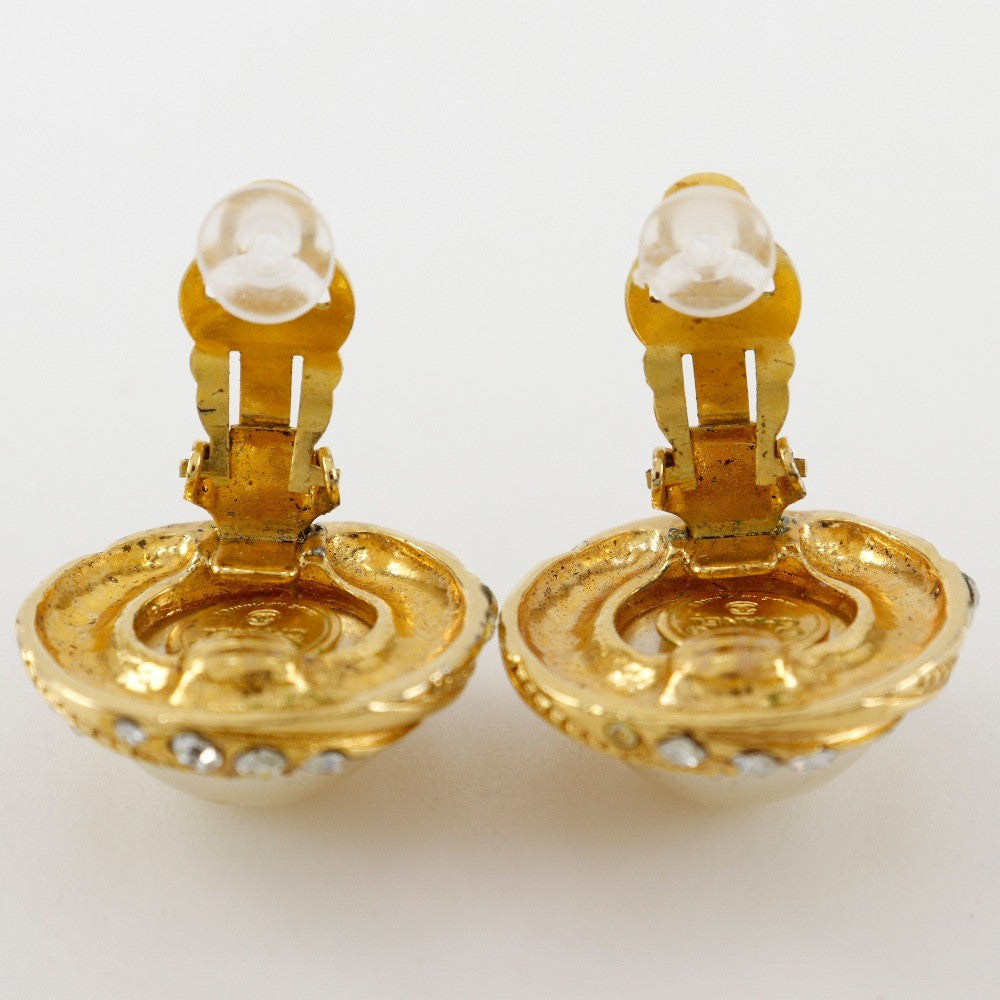 Chanel Vintage Round Clip-On Earrings Metal With Faux Pearl Gold Gold_Plated Earrings Jewelry